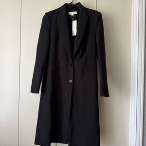 New women’s Zara long sleeve Black blazer with shoulder pads size M long length